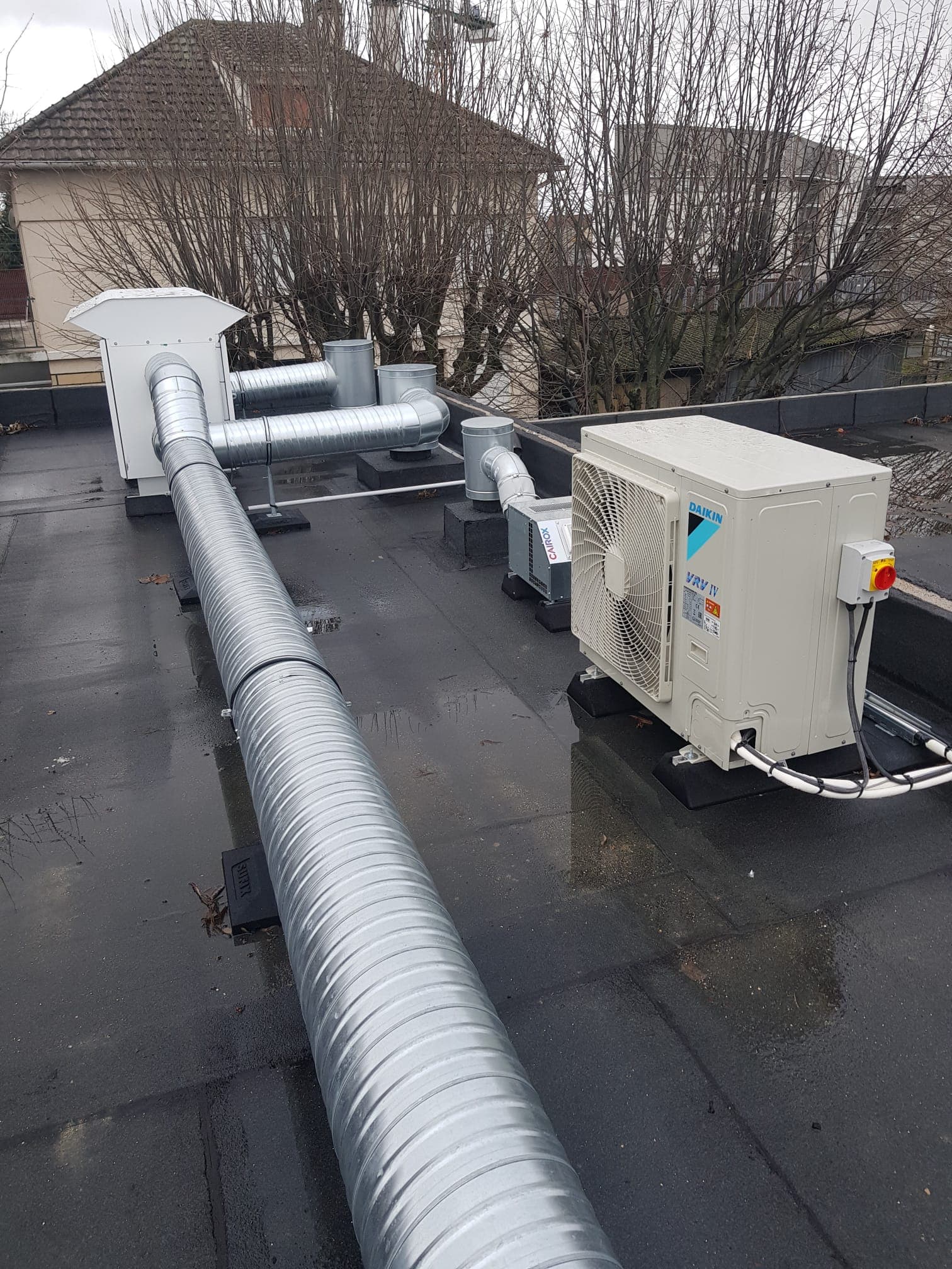 Réalisation complète d'un espace de bureaux — Mairie de Stains — vue 1