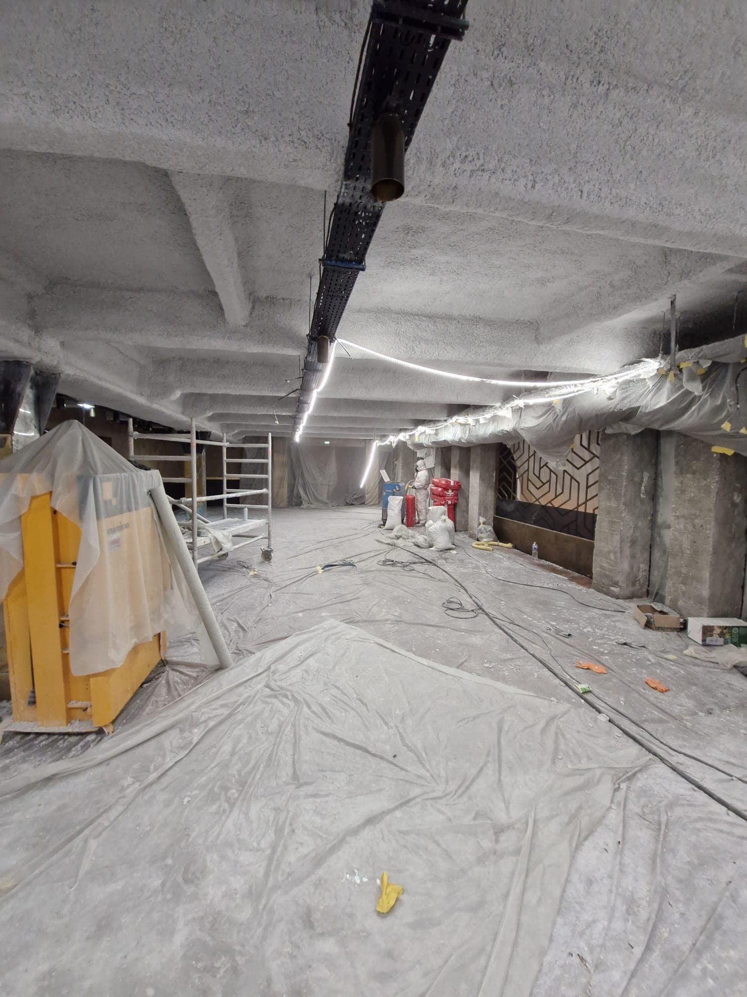 Rénovation intérieure d'un restaurant à Paris — vue 2